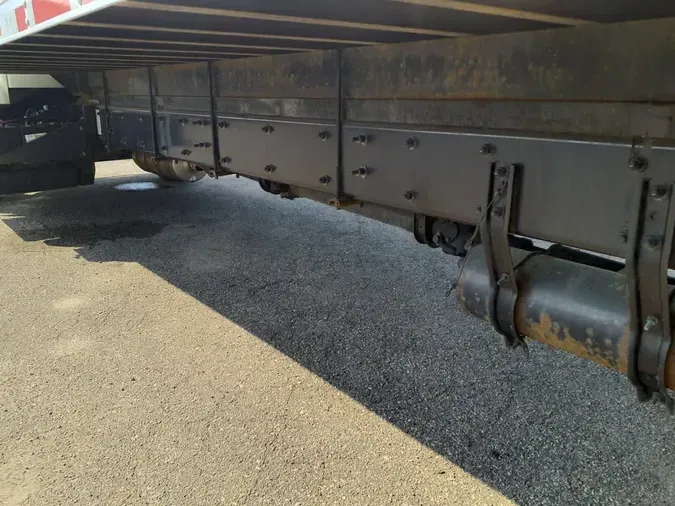 2018 FREIGHTLINER M2 106