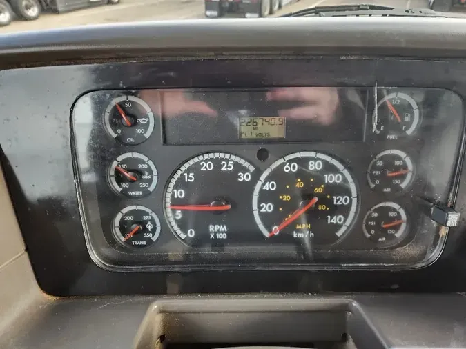 2007 STERLING LT7501