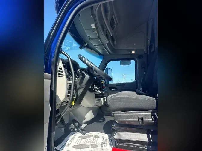 2022 Peterbilt 579