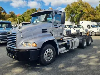 2017 MACK TRUCKS, INC. CXU600