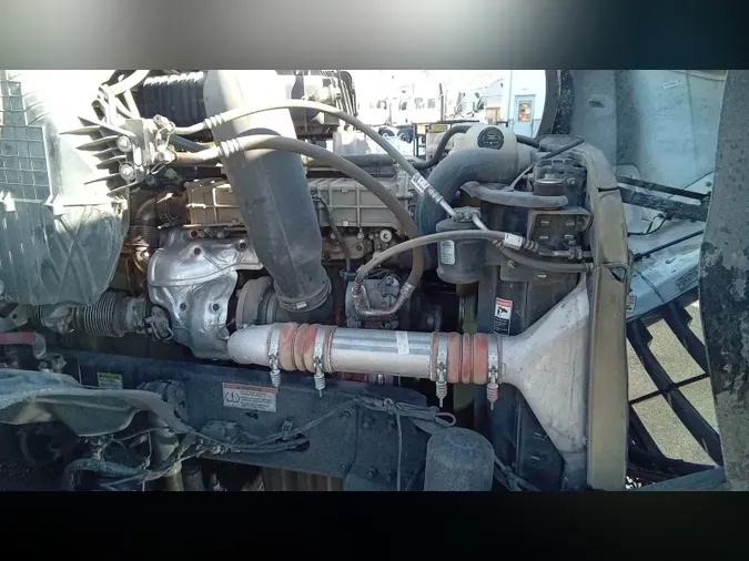 2022 Freightliner Cascadia 126