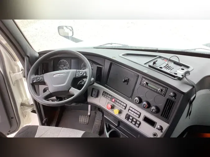 2022 Freightliner Cascadia 126f3f66085609233ef23afb6b6083bd5c2