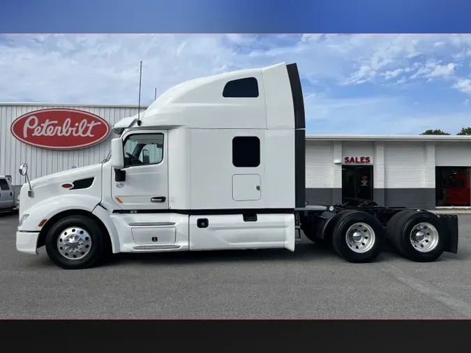 2020 Peterbilt 579