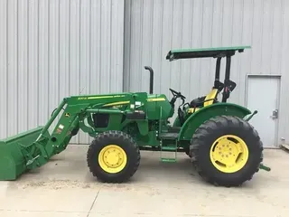 2019 John Deere 5055E