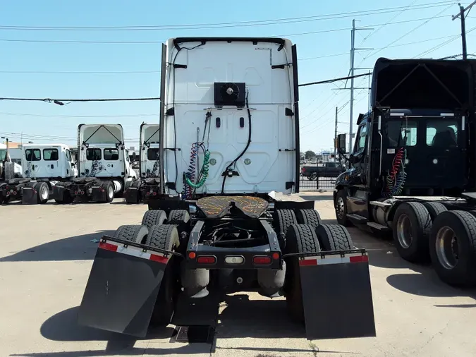 2019 FREIGHTLINER/MERCEDES NEW CASCADIA 126