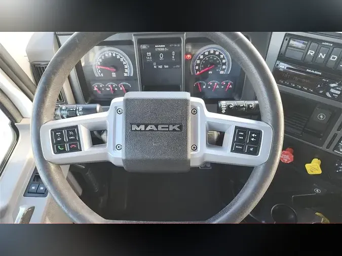 2021 MACK ANTHEM