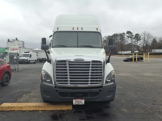 2020 FREIGHTLINER/MERCEDES CASCADIA 125