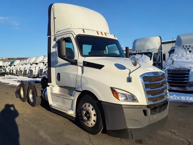 2020 FREIGHTLINER/MERCEDES NEW CASCADIA PX12664