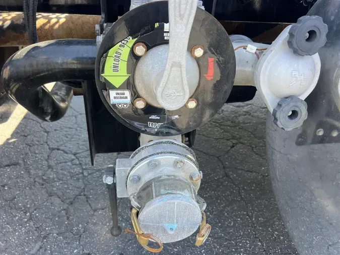 2020 Peterbilt 567