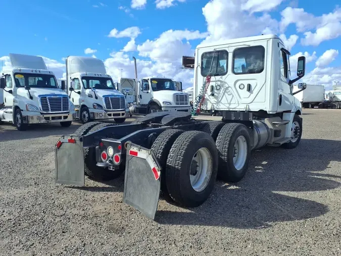 2022 FREIGHTLINER/MERCEDES NEW CASCADIA PX12664f406c2222f2975f7aba68764246065bd