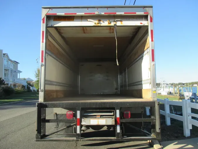 2019 FREIGHTLINER M2