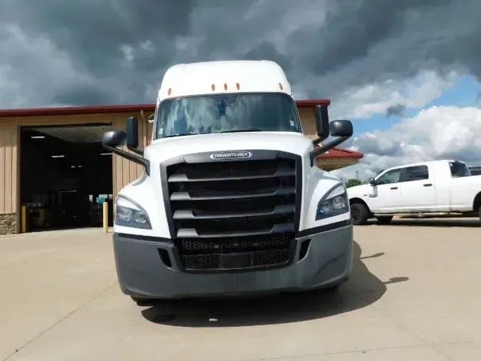 2020 Freightliner Cascadia