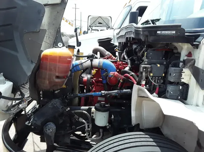 2019 NAVISTAR INTERNATIONAL 4300