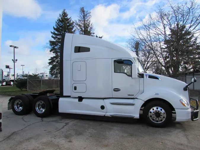 2021 Kenworth T680