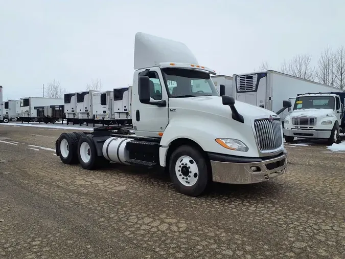 2019 NAVISTAR INTERNATIONAL LT625 DAYCAB T/Af40cdcbc0fa0195cbb83a2fc580110fe