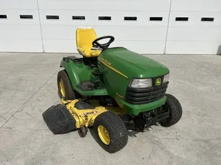 2002 John Deere X495