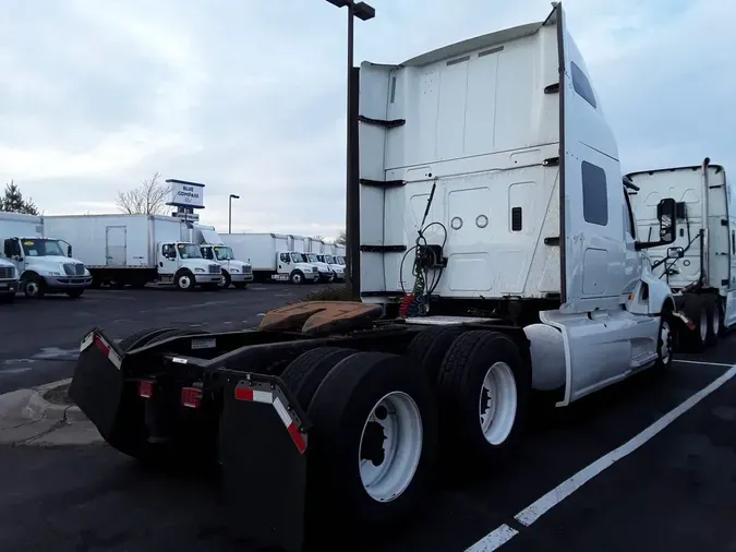 2020 NAVISTAR INTERNATIONAL LT625 SLPR CAB