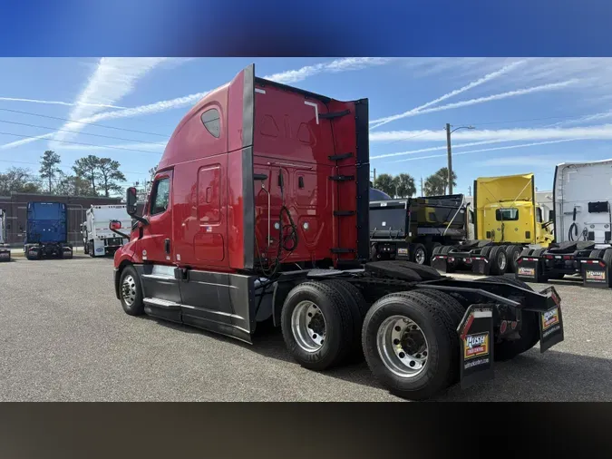2022 Freightliner Cascadia