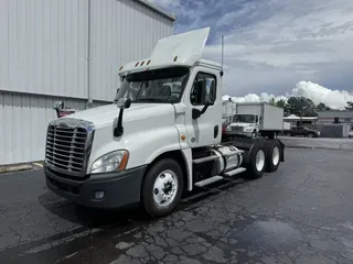 2018 FREIGHTLINER CASCADIA 125