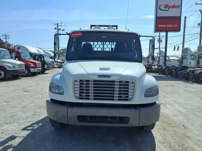 2019 FREIGHTLINER/MERCEDES M2 106