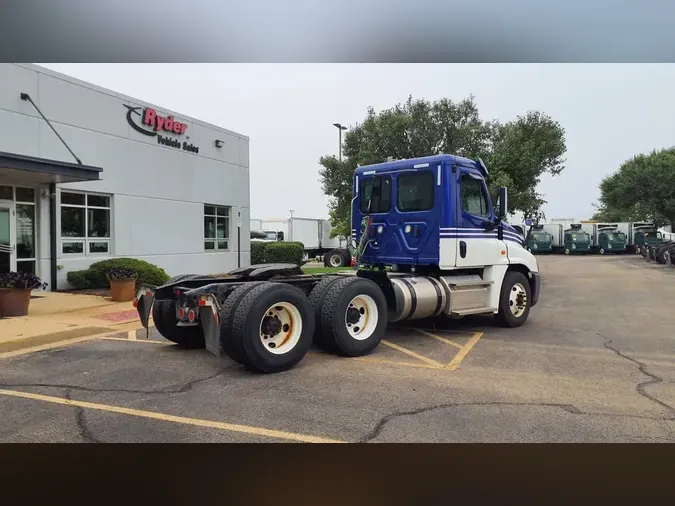 2020 FREIGHTLINER/MERCEDES CASCADIA 125f41a334785546b473d84e4d395b953c9