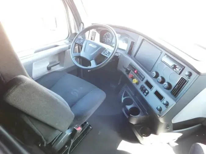 2020 Freightliner New Cascadia 126
