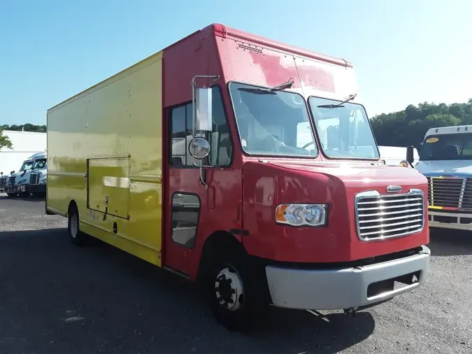 2019 FREIGHTLINER M2 106