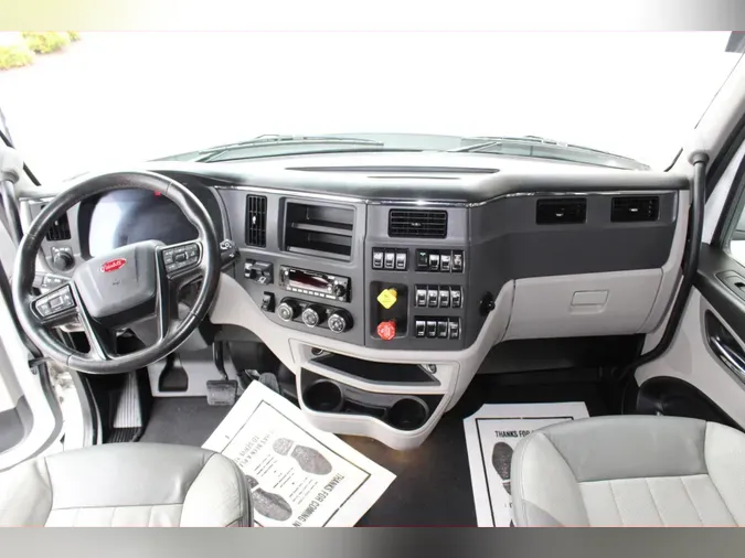 2022 Peterbilt 579f42829012725ac320b1f9e392e20846c