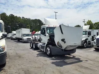 2018 FREIGHTLINER NEW CASCADIA PX12664