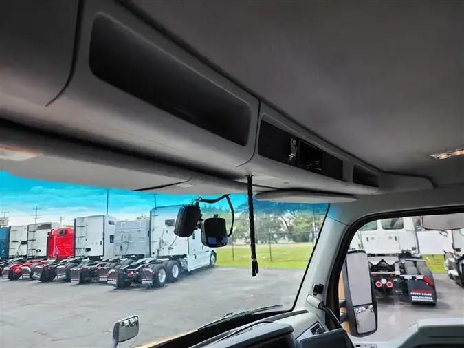 2022 KENWORTH T680