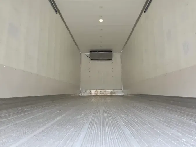 2020 FREIGHTLINER M2 106