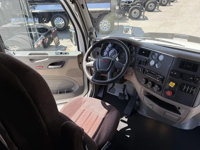 2022 Peterbilt 579f432d6c6295076297b1f46c3bed3560c