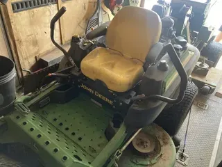 2015 John Deere Z930M