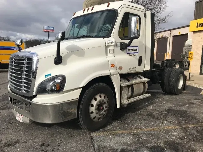 2017 Freightliner X12542STf43694f09be52532805284333879c356