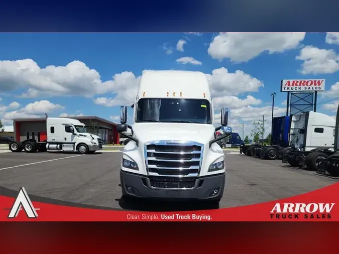 2021 FREIGHTLINER CA126