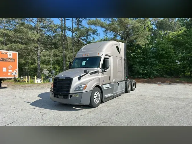 2021 Freightliner Cascadia