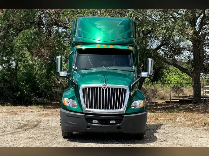 2021 INT LT625 6x4