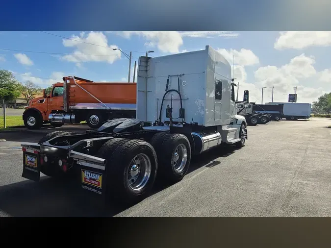 2022 Peterbilt 579