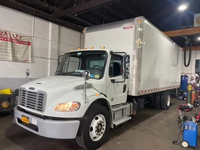2019 FREIGHTLINER/MERCEDES M2 106f43e40817e39432b66bd20ef3631f247