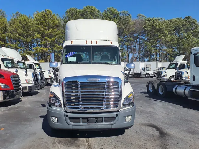 2019 FREIGHTLINER/MERCEDES CASCADIA 125