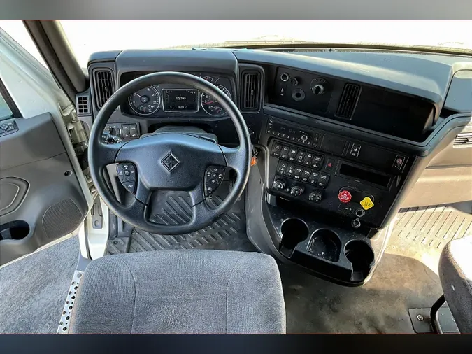2022 INT LT625 6x4
