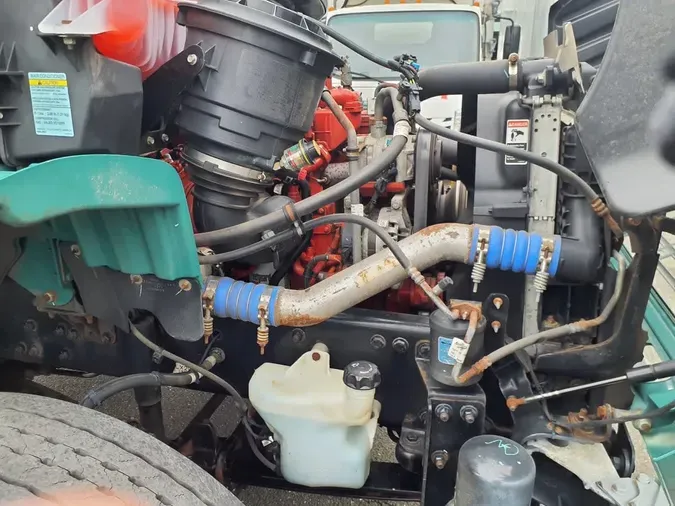 2020 FREIGHTLINER/MERCEDES M2 106