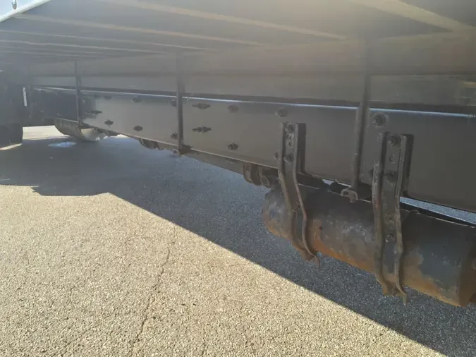 2018 FREIGHTLINER M2 106