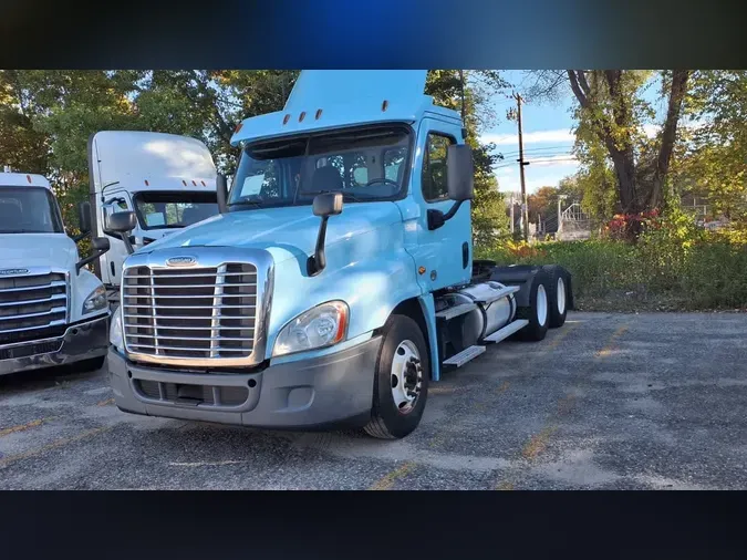 2020 FREIGHTLINER/MERCEDES CASCADIA 125f448c940e8250bcf8b7320d6d1235b6e