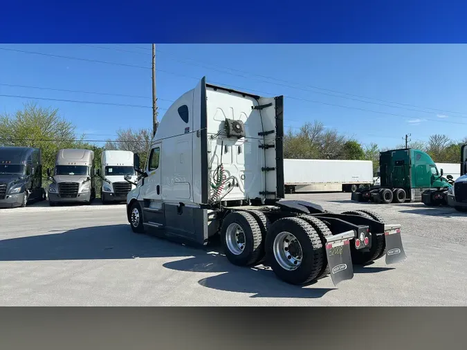 2021 Freightliner Cascadia