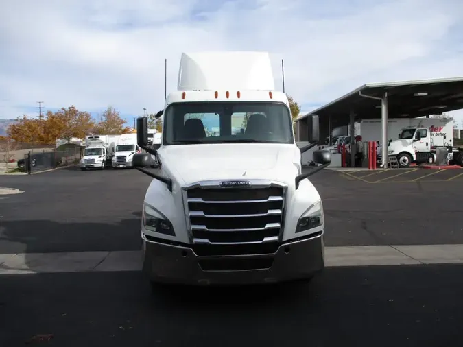 2019 FREIGHTLINER/MERCEDES NEW CASCADIA PX12664