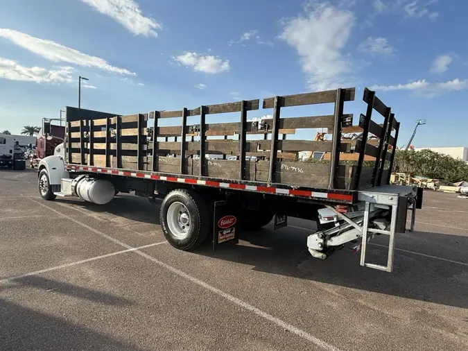 2020 Peterbilt 337f45142ecd57806d2588c43939a0d6627