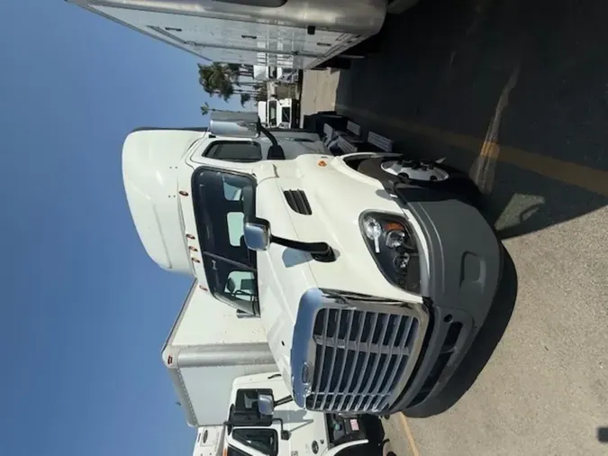 2017 FREIGHTLINER/MERCEDES CASCADIA 113f452b4ab14b6dc42d277248b6137590d