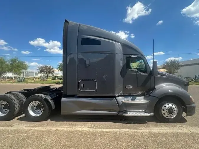 2020 Kenworth T680