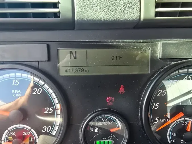 2019 FREIGHTLINER CASCADIA 113